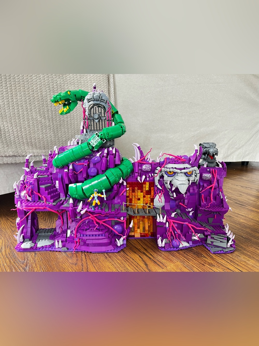 Masters Of The Universe Mega Construx Snake Mountain 1 Person used read no box
